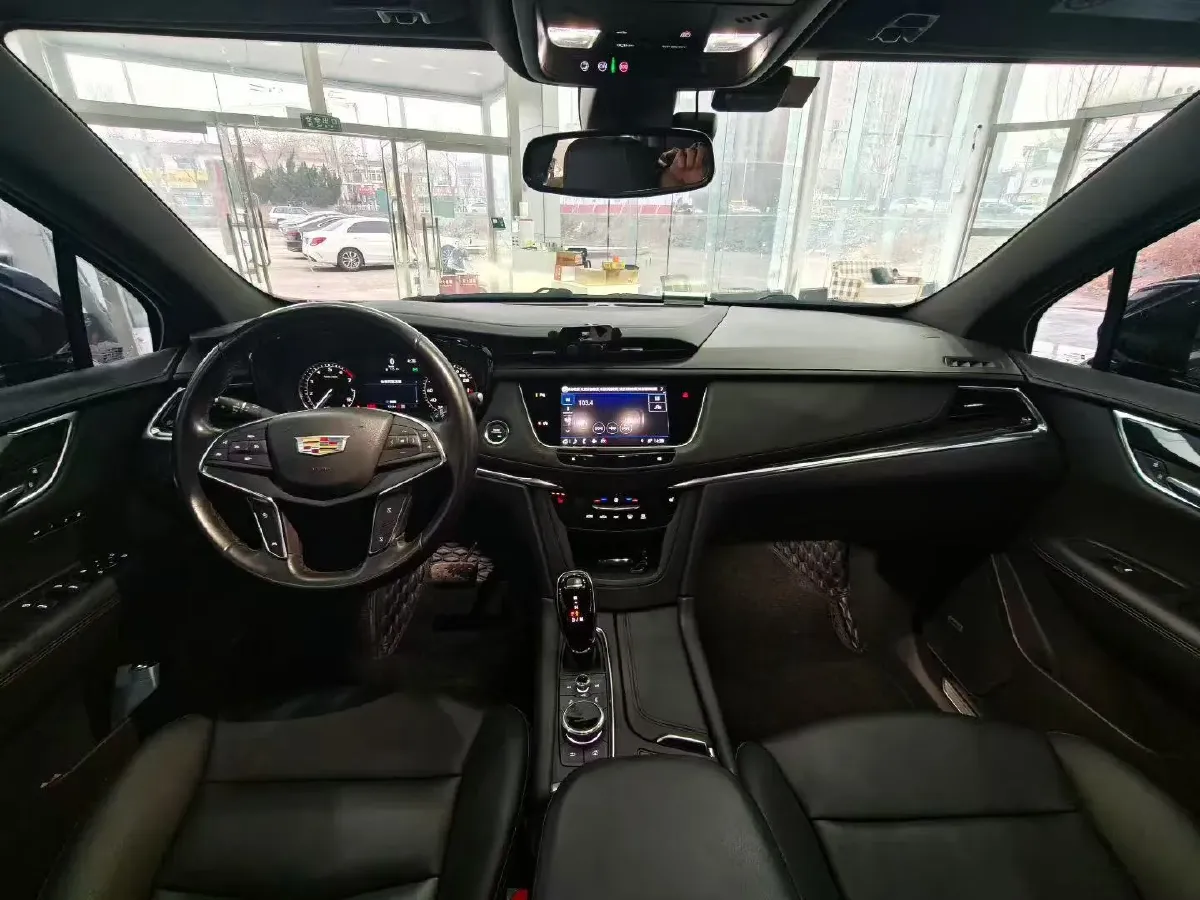 2021 Cadillac XT5 2.0T 237HP L4 9AT,autocango,china used car exporter,china ev exporter,chinese used car exporter,chinese used ev exporter