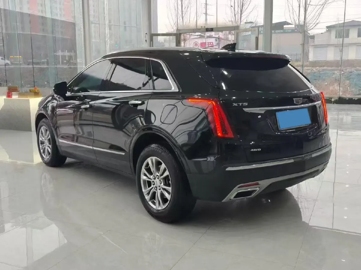 2021 Cadillac XT5 2.0T 237HP L4 9AT,autocango,china used car exporter,china ev exporter,chinese used car exporter,chinese used ev exporter