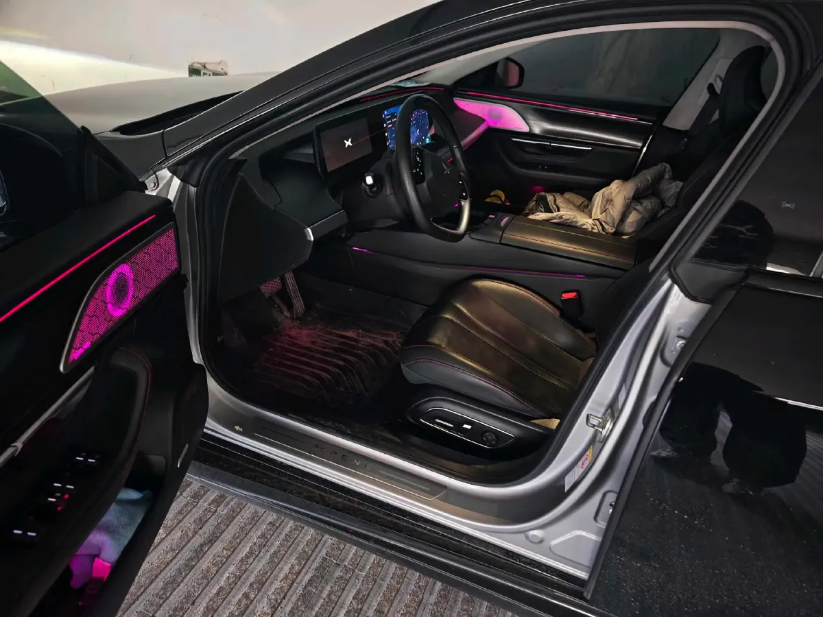 2022 Xpeng P7 BEV 83.1KWH,autocango,china used car exporter,china ev exporter,chinese used car exporter,chinese used ev exporter