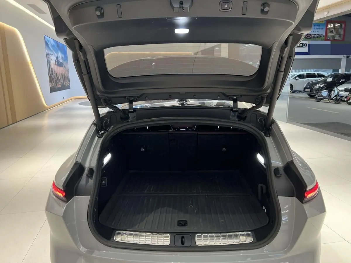 2024 NIO ET5T BEV 75KWH,autocango,china used car exporter,china ev exporter,chinese used car exporter,chinese used ev exporter