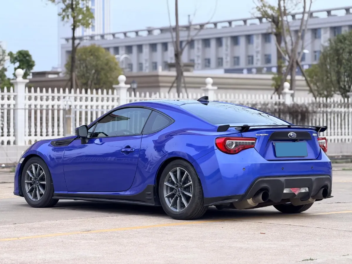 2019 Ford Focus 2.3T 280HP L4 6MT,autocango,china used car exporter,china ev exporter,chinese used car exporter,chinese used ev exporter