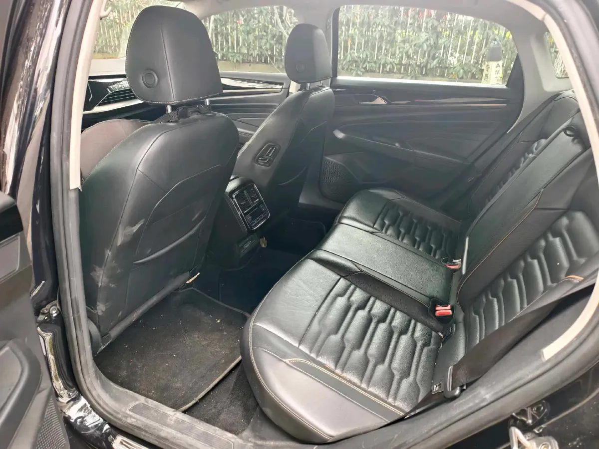 2019 Skoda Kodiak 2.0T 186HP L4 7DCT,autocango,china used car exporter,china ev exporter,chinese used car exporter,chinese used ev exporter