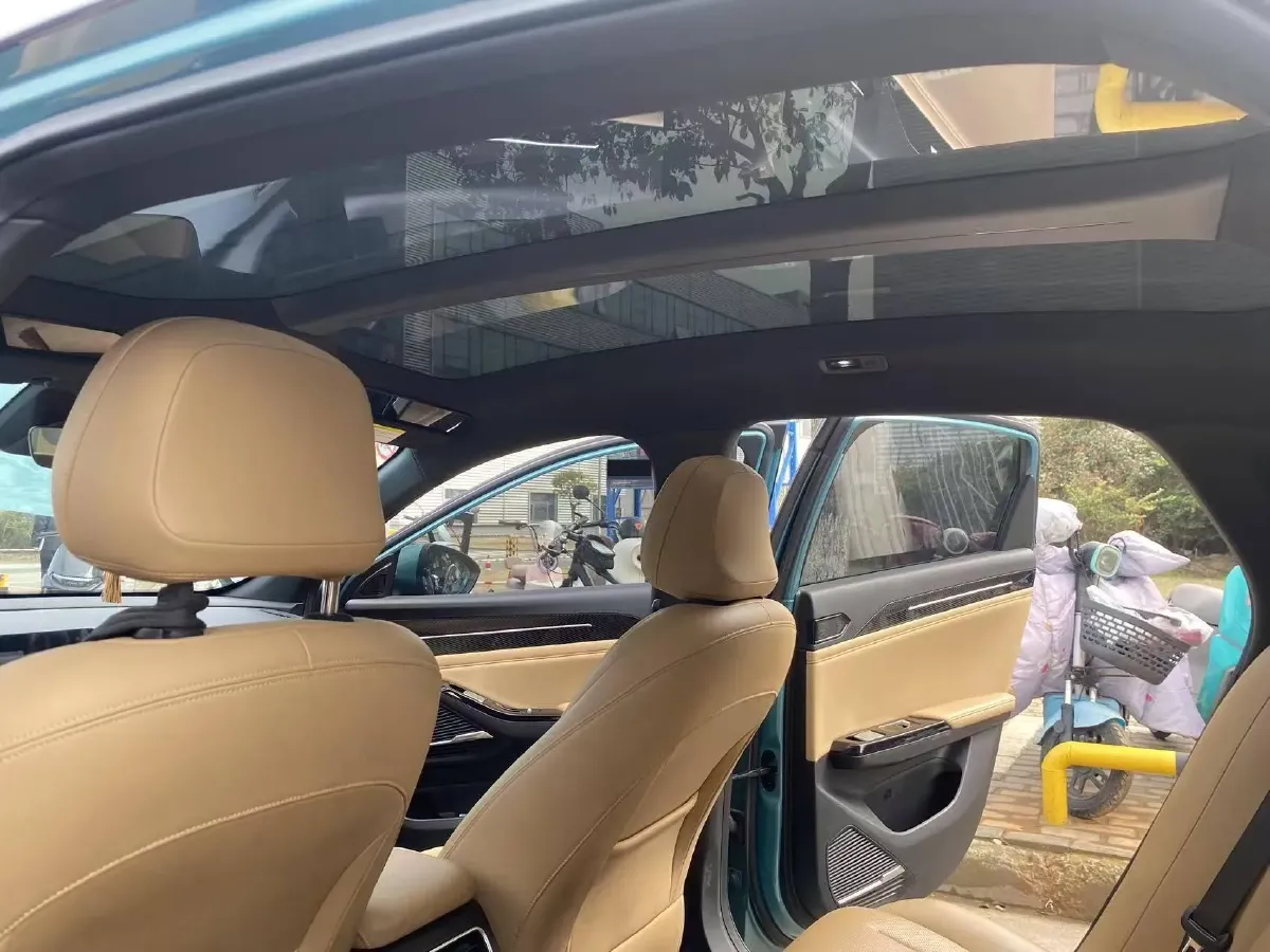 2023 Geely Galaxy L6 1.5T 163HP L4 3DHT PHEV,autocango,china used car exporter,china ev exporter,chinese used car exporter,chinese used ev exporter