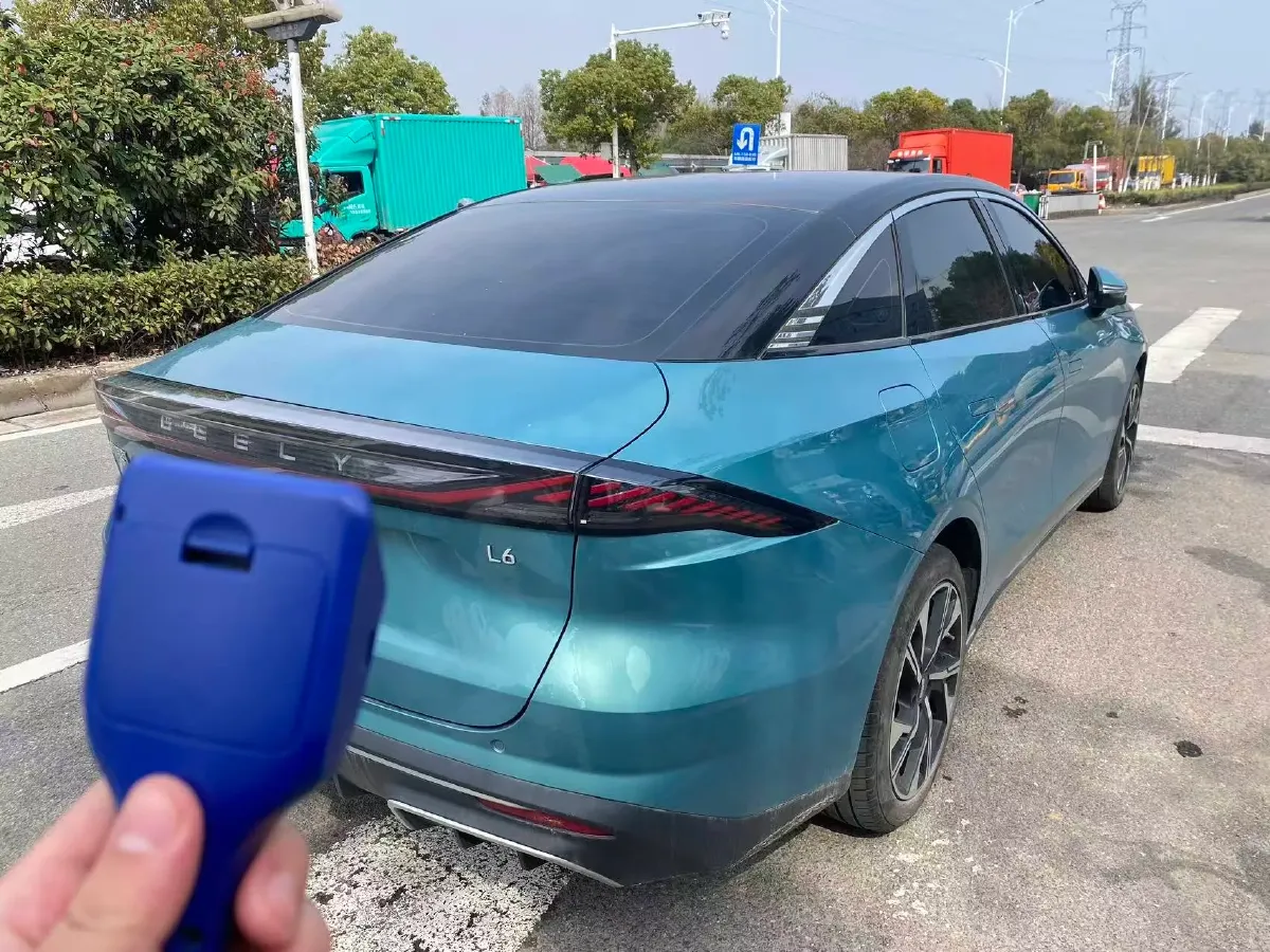 2023 Geely Galaxy L6 1.5T 163HP L4 3DHT PHEV,autocango,china used car exporter,china ev exporter,chinese used car exporter,chinese used ev exporter