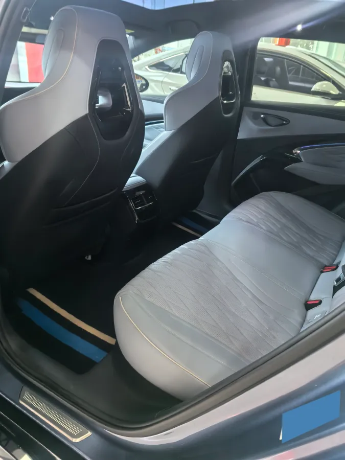 2022 Leapmotor C01 BEV 90KWH,autocango,china used car exporter,china ev exporter,chinese used car exporter,chinese used ev exporter