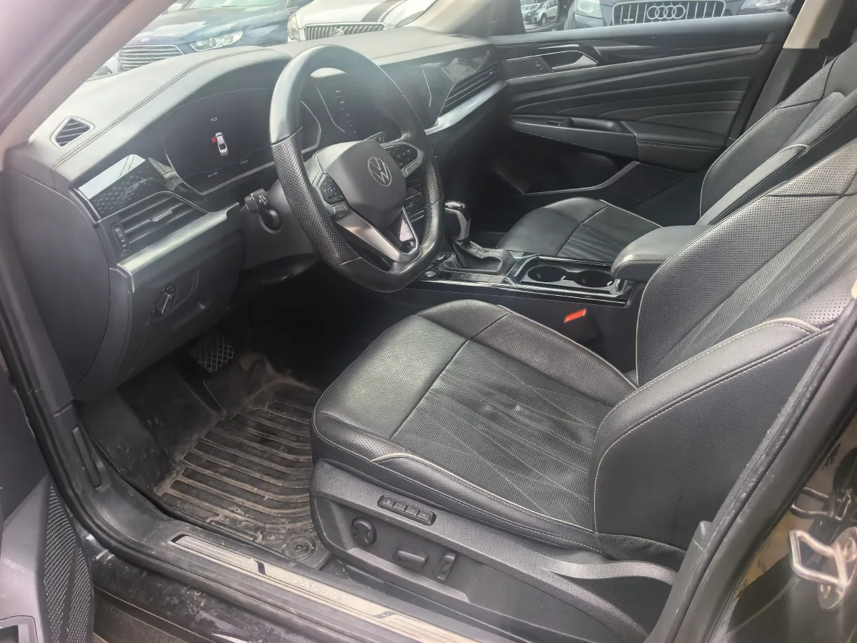 2021 Volkswagen Passat 2.0T 186HP L4 7DCT,autocango,china used car exporter,china ev exporter,chinese used car exporter,chinese used ev exporter