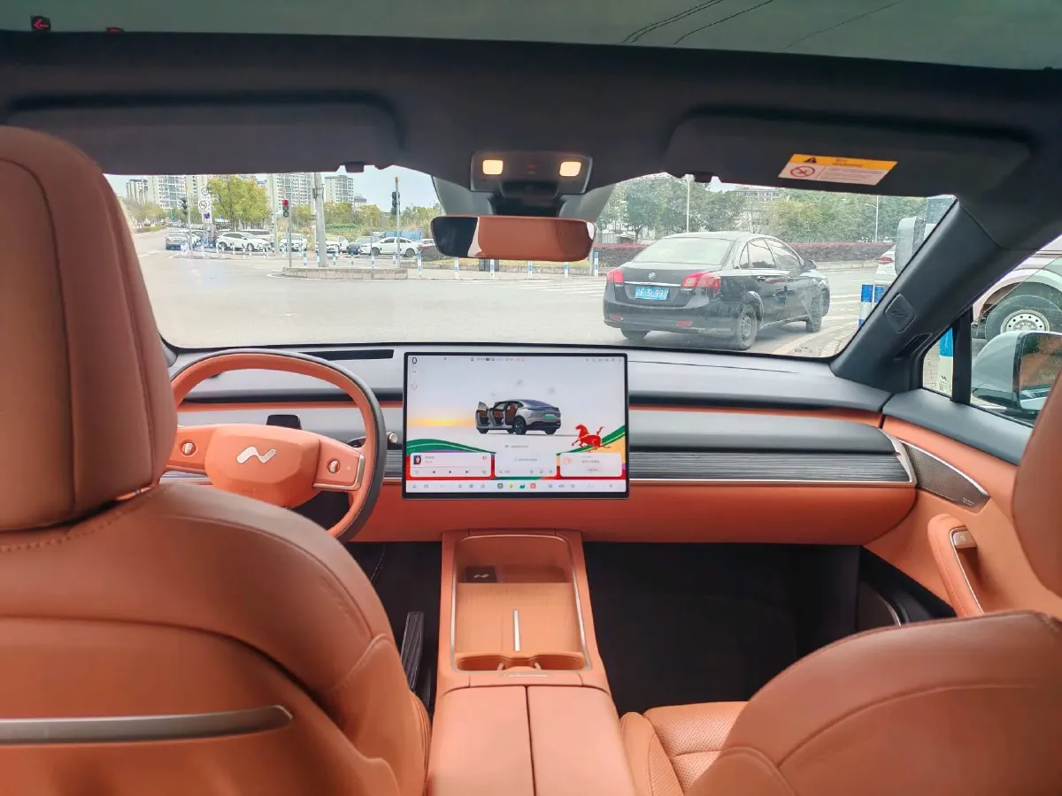 2024 IM L6 BEV 75KWH,autocango,china used car exporter,china ev exporter,chinese used car exporter,chinese used ev exporter