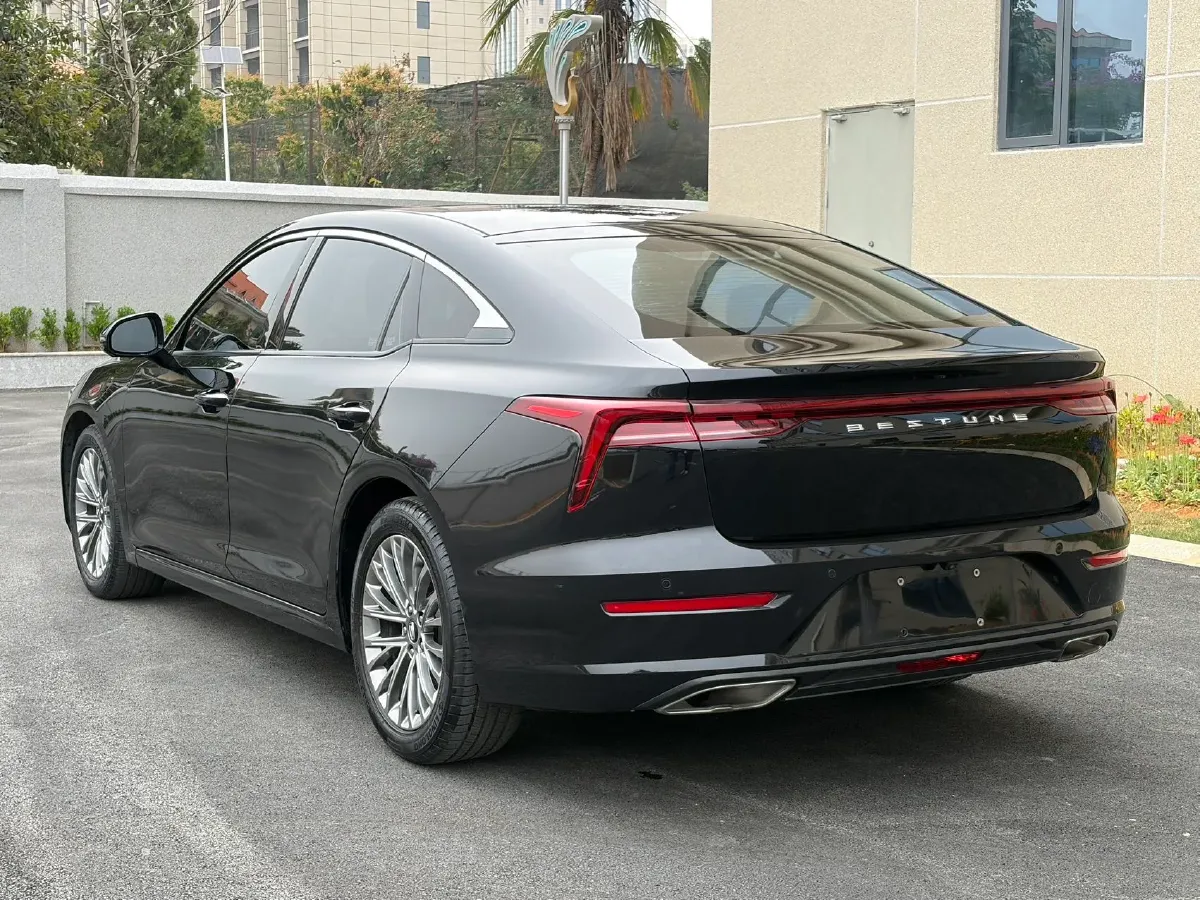 2023 Bestune B70 1.5T 169HP L4 7DCT,autocango,china used car exporter,china ev exporter,chinese used car exporter,chinese used ev exporter