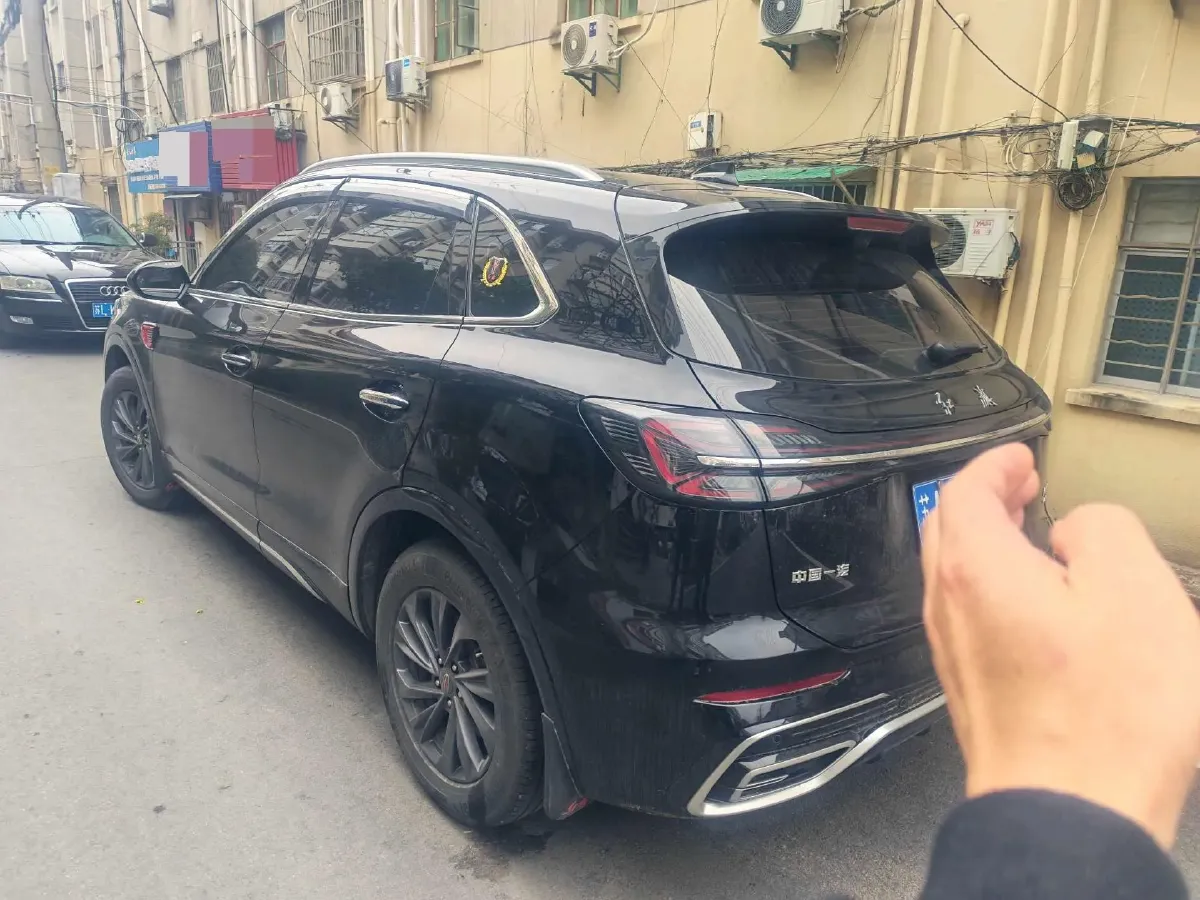 2023 HongQi HS5 2.0T 252HP L4 8AT,autocango,china used car exporter,china ev exporter,chinese used car exporter,chinese used ev exporter