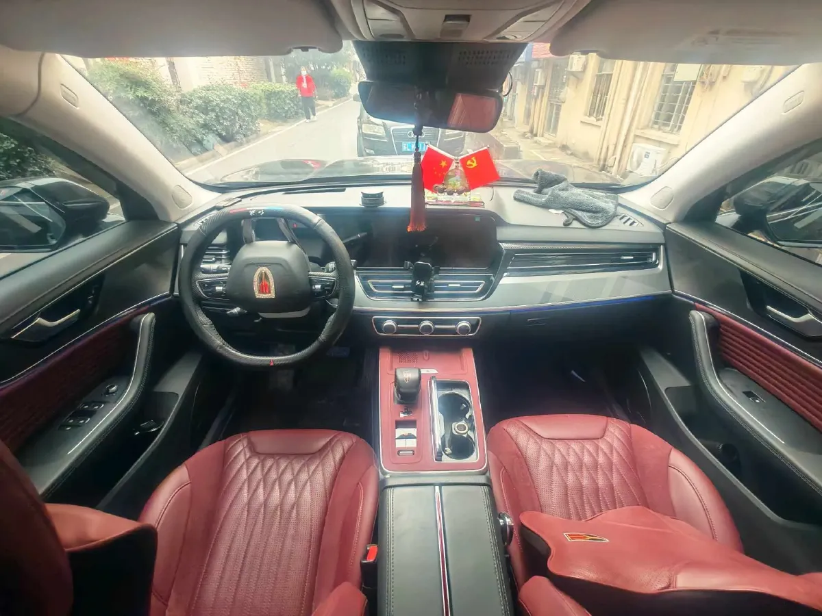 2023 HongQi HS5 2.0T 252HP L4 8AT,autocango,china used car exporter,china ev exporter,chinese used car exporter,chinese used ev exporter