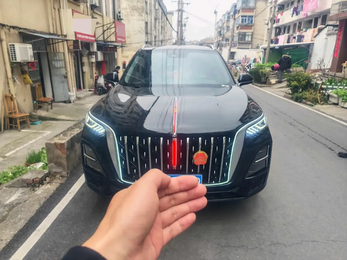 2023 HongQi HS5 2.0T 252HP L4 8AT,autocango,china used car exporter,china ev exporter,chinese used car exporter,chinese used ev exporter