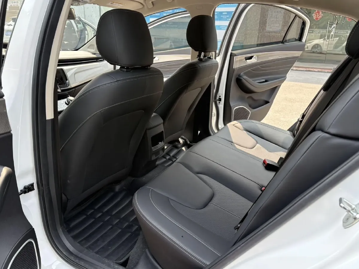 2020 Chery Arrizo 5 1.5L 116HP L4 CVT,autocango,china used car exporter,china ev exporter,chinese used car exporter,chinese used ev exporter