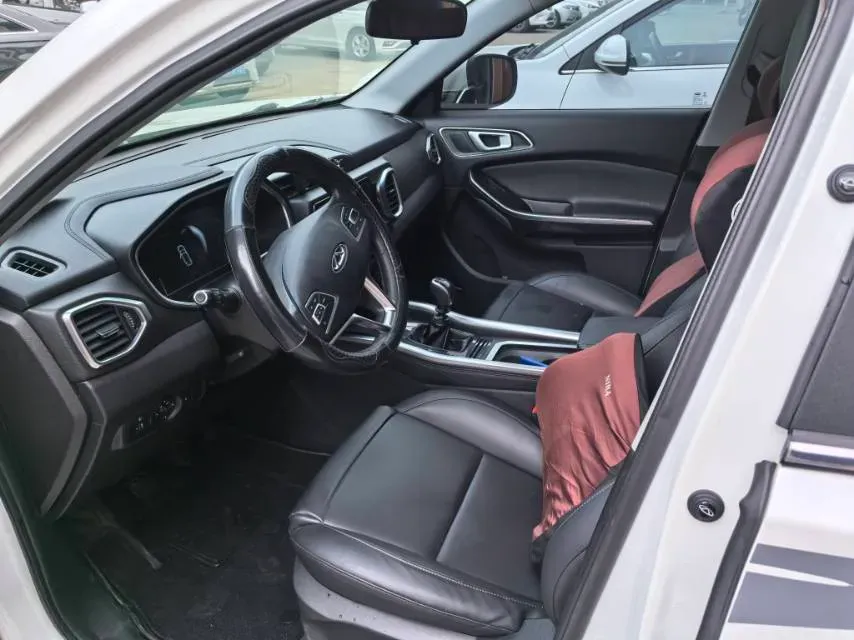 2017 Chery Tiggo 5x 1.5T 147HP L4 6MT,autocango,china used car exporter,china ev exporter,chinese used car exporter,chinese used ev exporter