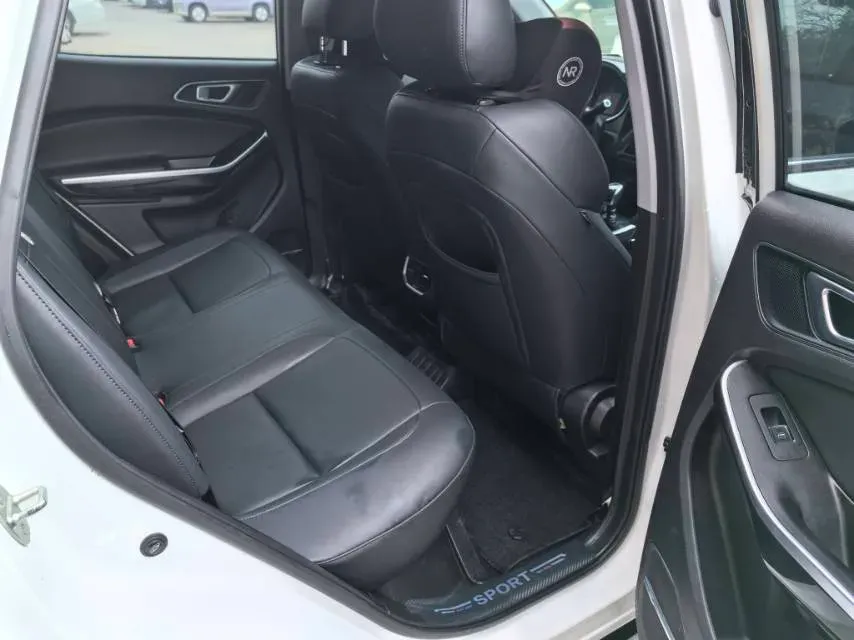 2017 Chery Tiggo 5x 1.5T 147HP L4 6MT,autocango,china used car exporter,china ev exporter,chinese used car exporter,chinese used ev exporter