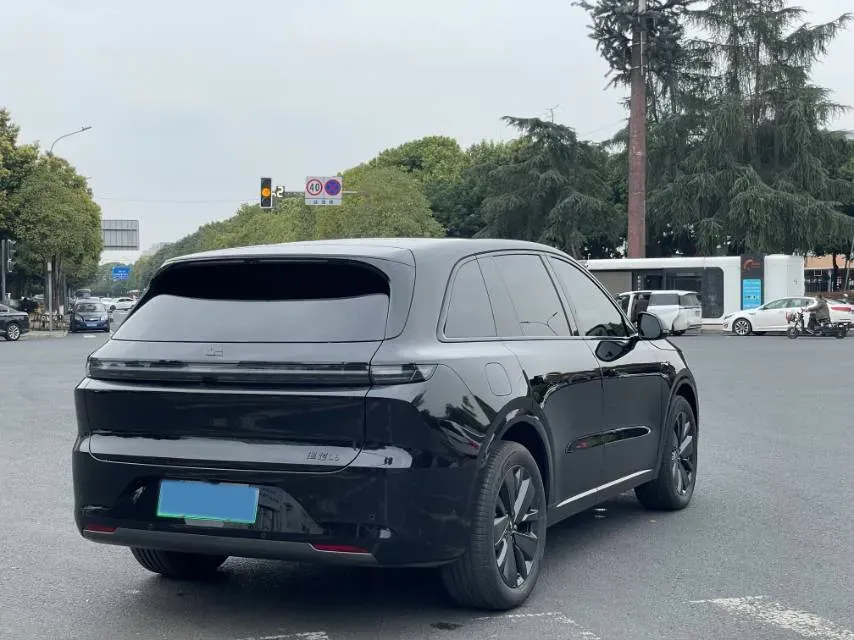 2025 Li L6 Range Extended 154HP L4 REEV,autocango,china used car exporter,china ev exporter,chinese used car exporter,chinese used ev exporter