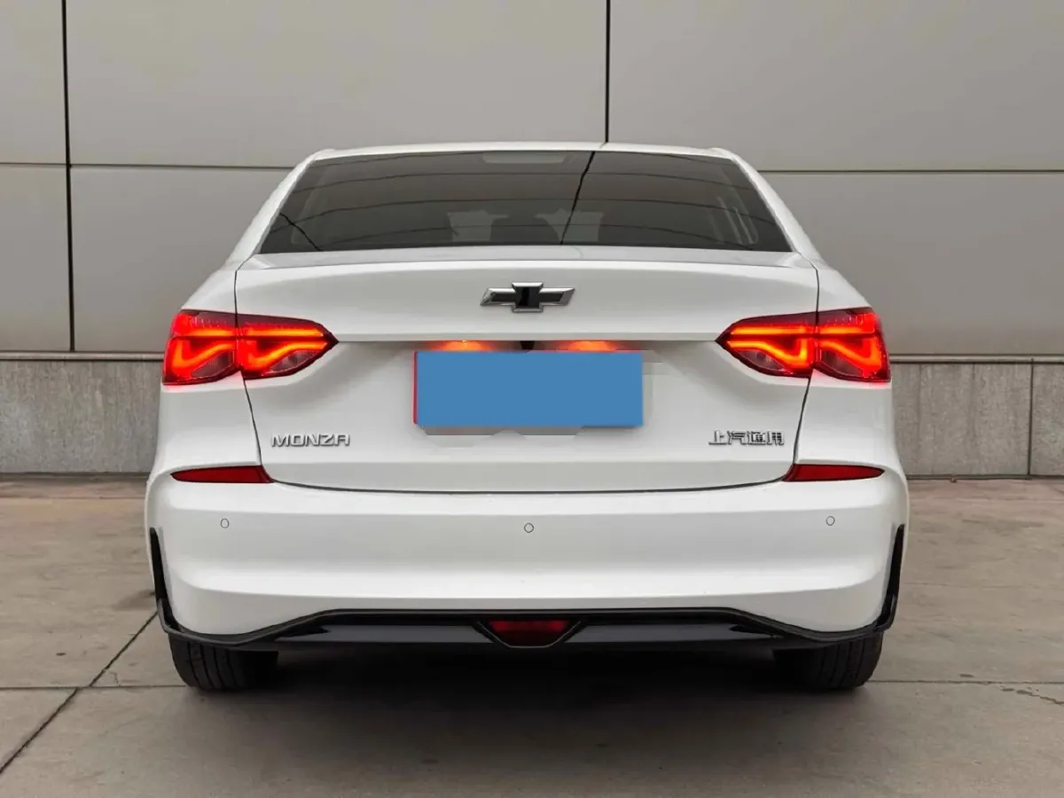 2023 Chevrolet Monza 1.5L 113HP L4 6DCT,autocango,china used car exporter,china ev exporter,chinese used car exporter,chinese used ev exporter
