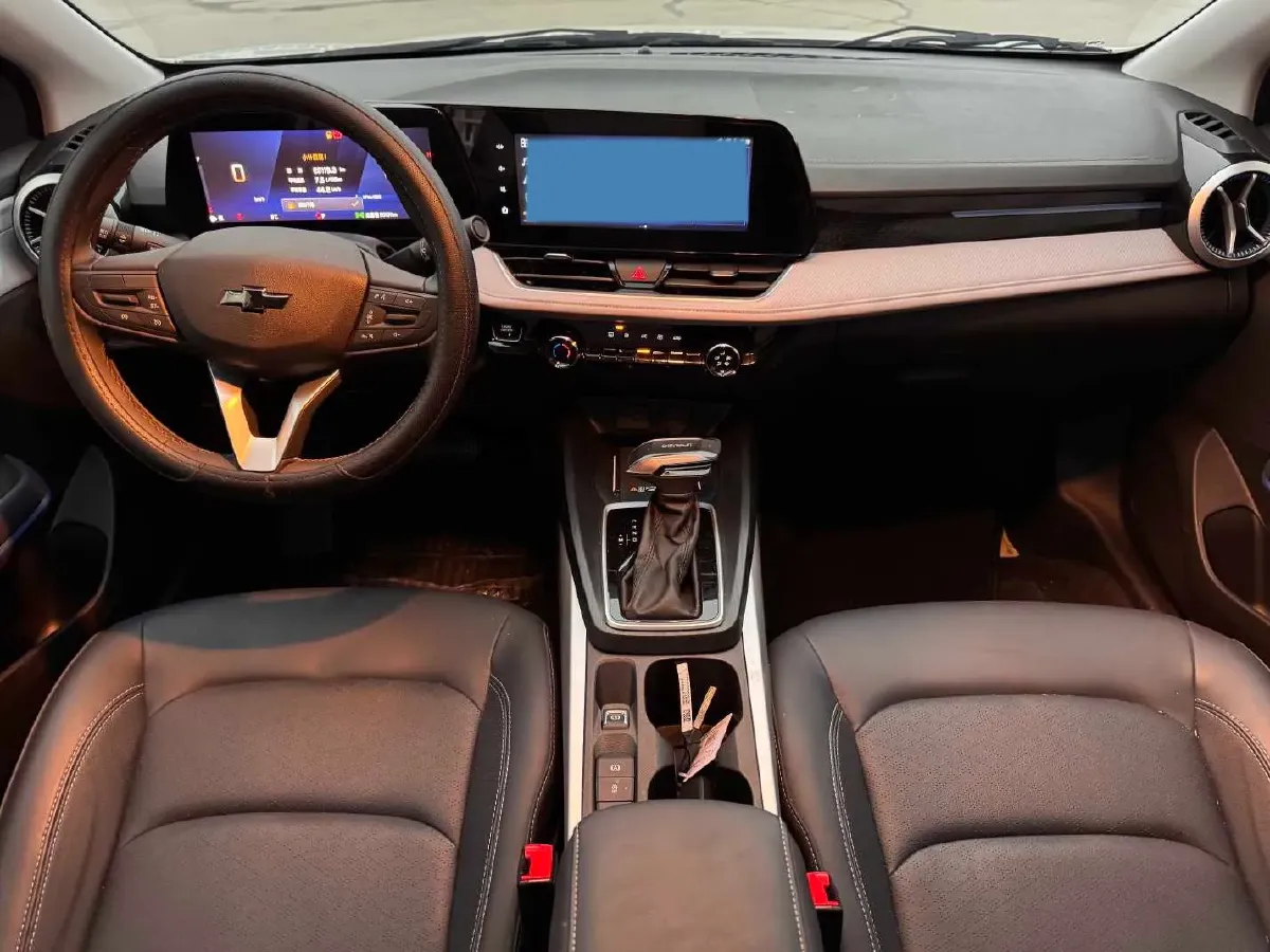 2023 Chevrolet Monza 1.5L 113HP L4 6DCT,autocango,china used car exporter,china ev exporter,chinese used car exporter,chinese used ev exporter