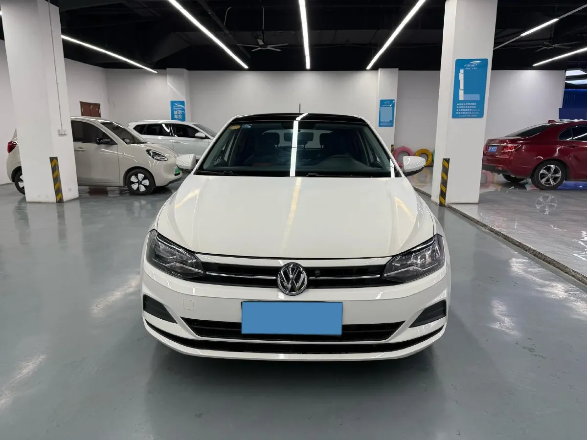 2019 Volkswagen Polo 1.5L 113HP L4 6AT,autocango,china used car exporter,china ev exporter,chinese used car exporter,chinese used ev exporter