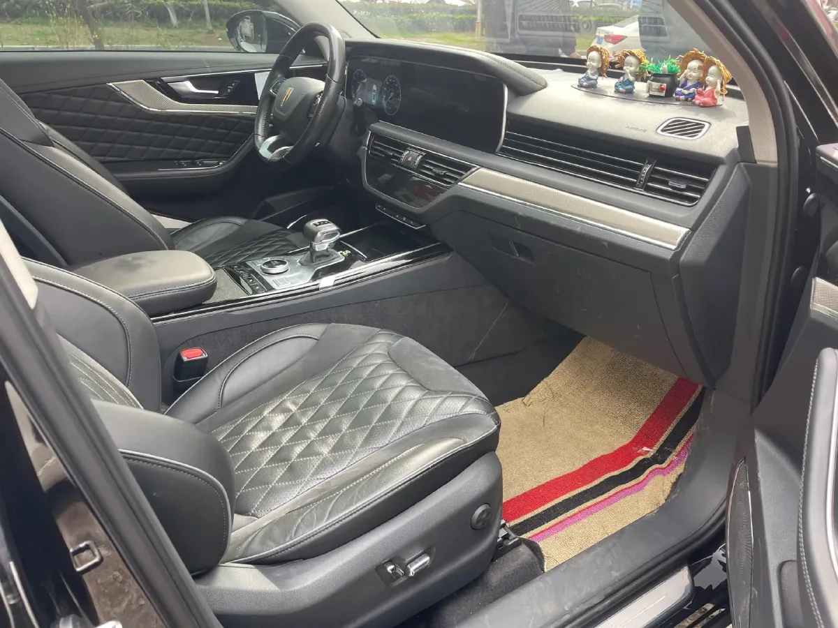 2022 HongQi HS5 2.0T 224HP L4 6AT,autocango,china used car exporter,china ev exporter,chinese used car exporter,chinese used ev exporter