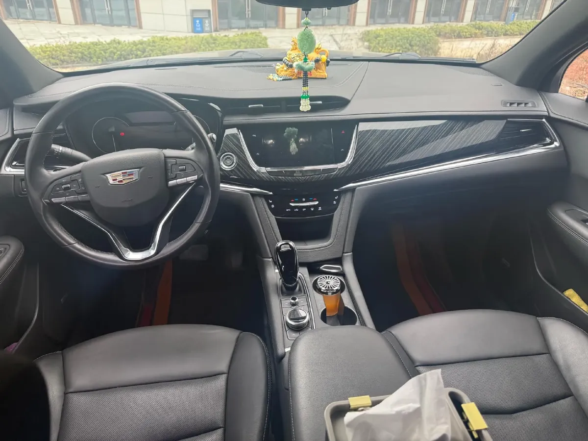2022 Cadillac XT6 2.0T 237HP L4 9AT,autocango,china used car exporter,china ev exporter,chinese used car exporter,chinese used ev exporter