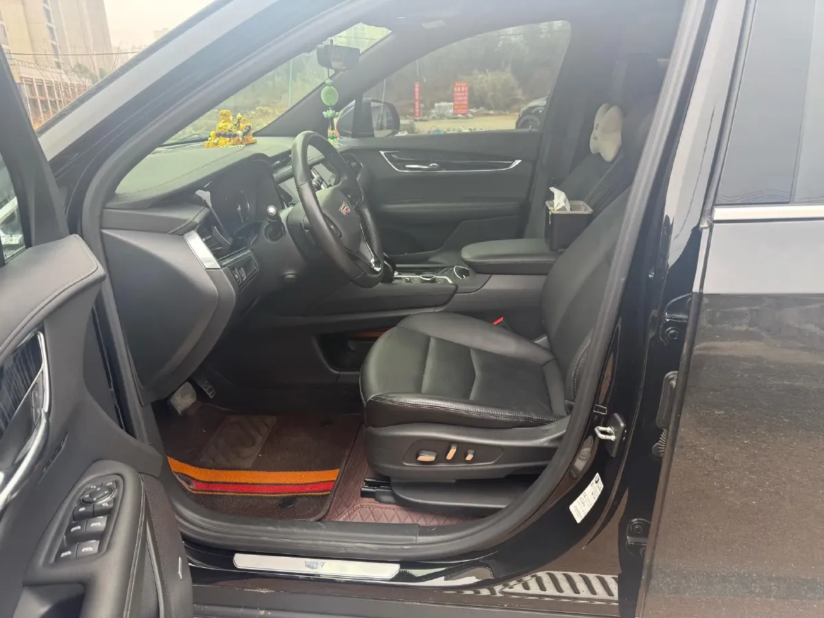 2022 Cadillac XT6 2.0T 237HP L4 9AT,autocango,china used car exporter,china ev exporter,chinese used car exporter,chinese used ev exporter