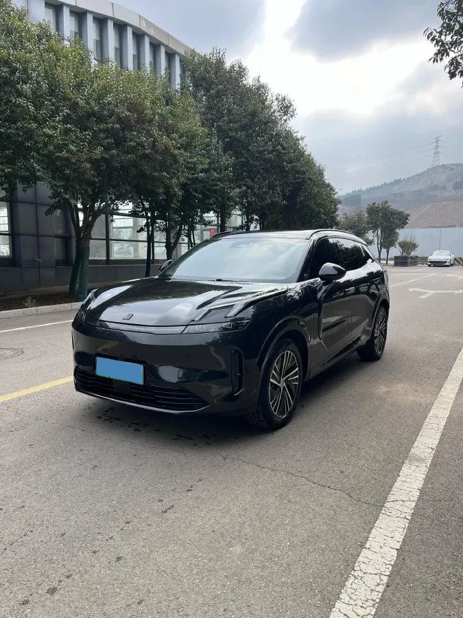 2024 LYNK&CO 08 EM-P 1.5T 163HP L4 3DHT PHEV 21.2KWH,autocango,china used car exporter,china ev exporter,chinese used car exporter,chinese used ev exporter
