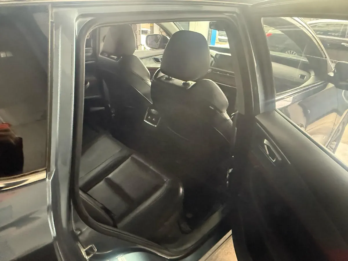 2022 Chery Tiggo 7 1.5T 156HP L4 CVT,autocango,china used car exporter,china ev exporter,chinese used car exporter,chinese used ev exporter