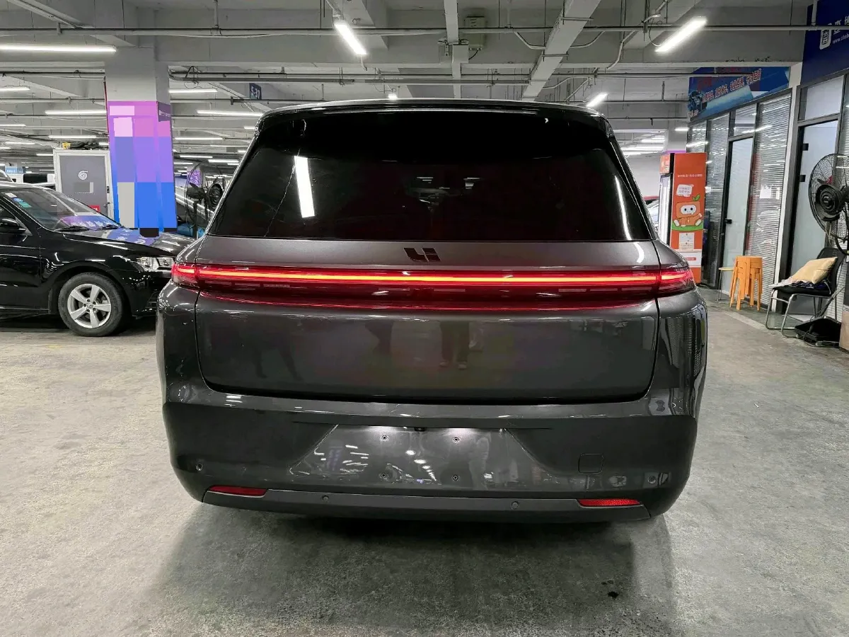 2023 Li L8 Range Extended 154HP REEV 40.9KWH,autocango,china used car exporter,china ev exporter,chinese used car exporter,chinese used ev exporter