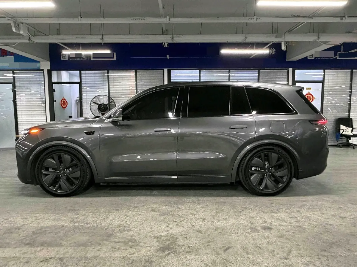 2023 Li L8 Range Extended 154HP REEV 40.9KWH,autocango,china used car exporter,china ev exporter,chinese used car exporter,chinese used ev exporter