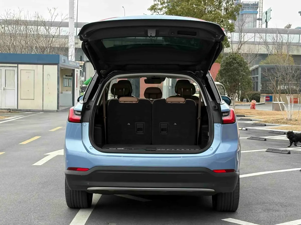 2018 NIO ES8 BEV 70KWH,autocango,china used car exporter,china ev exporter,chinese used car exporter,chinese used ev exporter