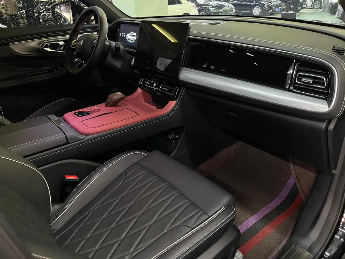 2025 GAC Trumpchi GS8 2.0T 252HP L4 8AT,autocango,china used car exporter,china ev exporter,chinese used car exporter,chinese used ev exporter