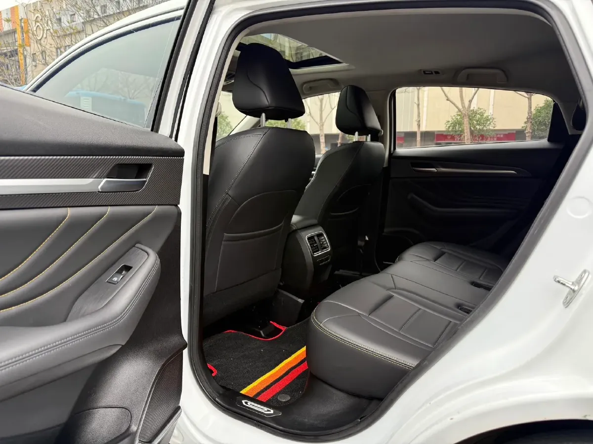 2021 Haval F7x 1.5T 169HP L4 7DCT,autocango,china used car exporter,china ev exporter,chinese used car exporter,chinese used ev exporter