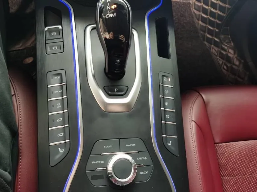 2019 WEY VV7 2.0T 227HP L4 7DCT,autocango,china used car exporter,china ev exporter,chinese used car exporter,chinese used ev exporter