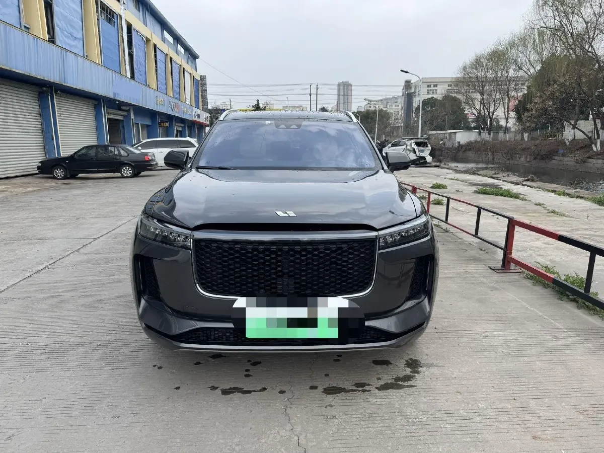 2020 Li ONE Range Extended 131HP REEV 40.5KWH,autocango,china used car exporter,china ev exporter,chinese used car exporter,chinese used ev exporter