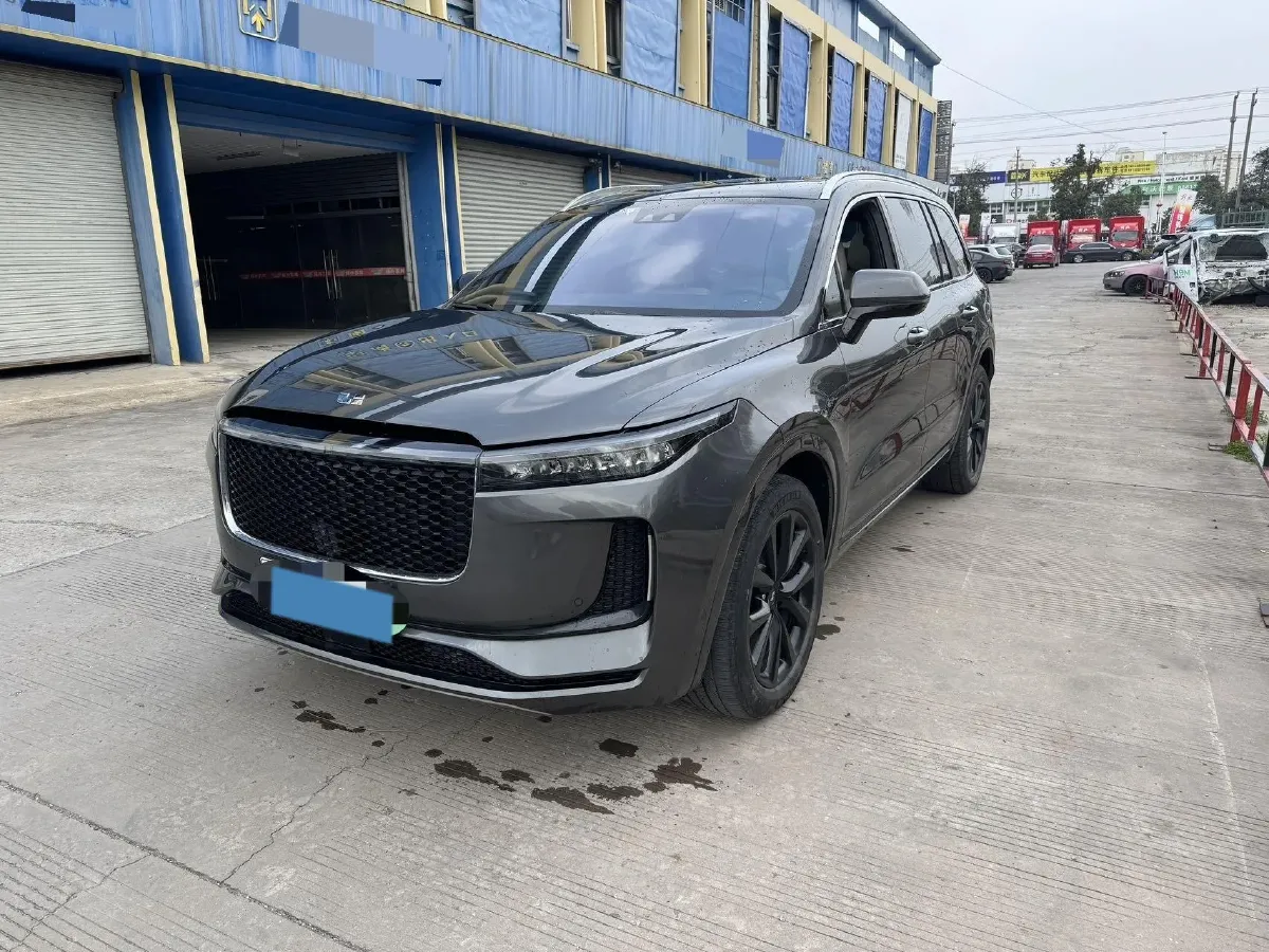 2020 Li ONE Range Extended 131HP REEV 40.5KWH,autocango,china used car exporter,china ev exporter,chinese used car exporter,chinese used ev exporter