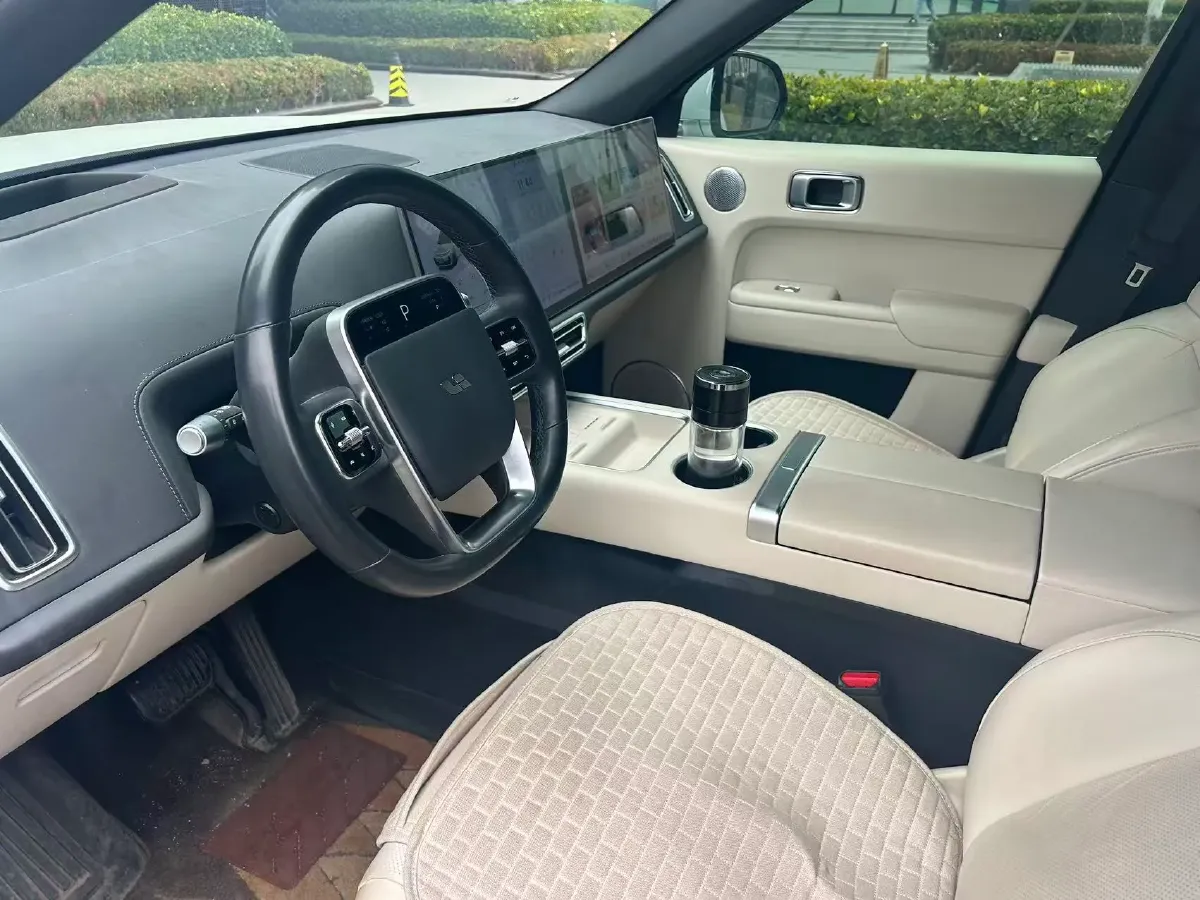 2024 Li L7 Range Extended 154HP REEV 42.8KWH,autocango,china used car exporter,china ev exporter,chinese used car exporter,chinese used ev exporter