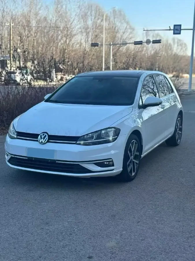 2020 Volkswagen Golf 1.2T 116HP L4 7DCT,autocango,china used car exporter,china ev exporter,chinese used car exporter,chinese used ev exporter