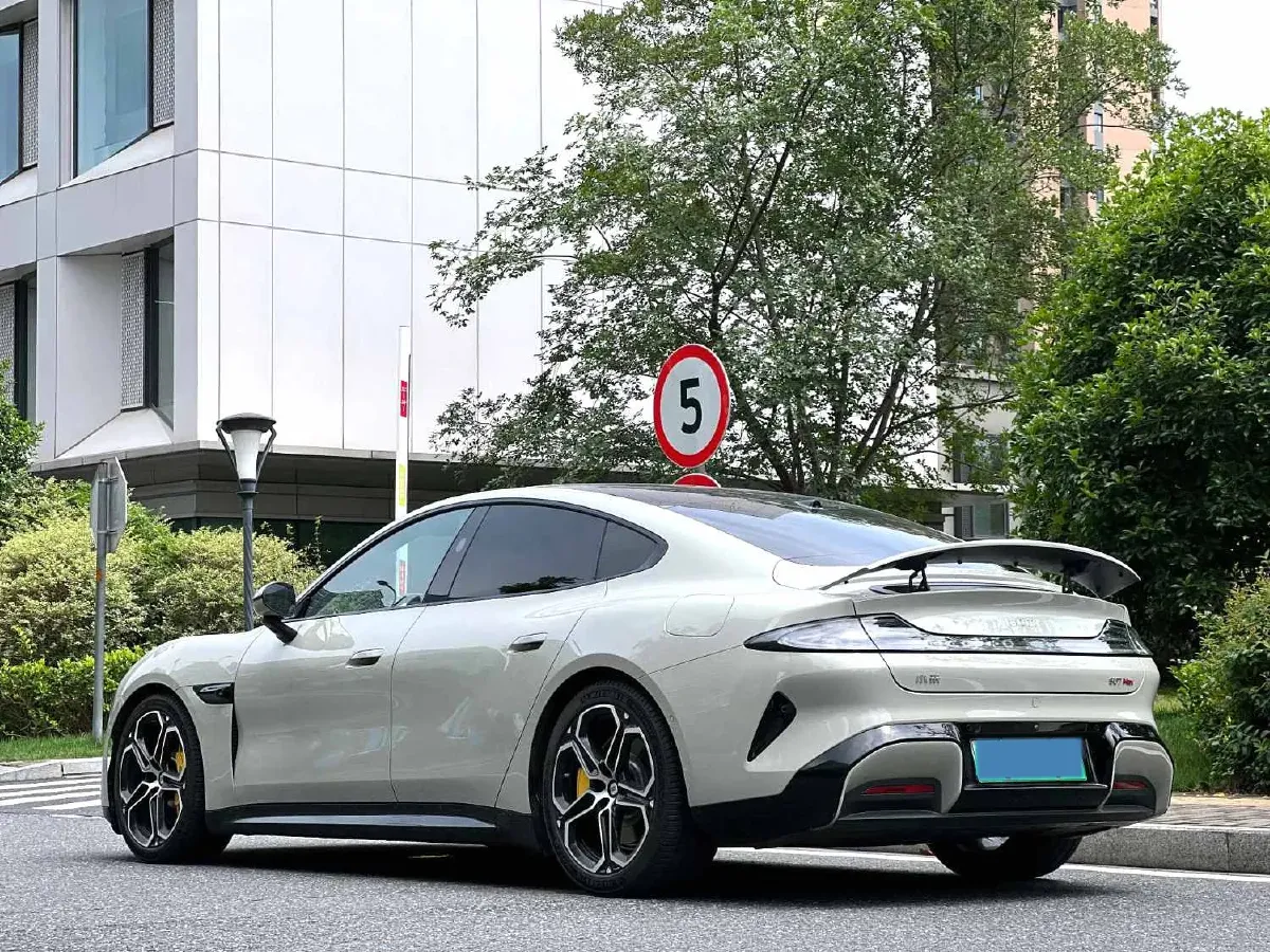 2024 MI SU7 BEV 101KWH,autocango,china used car exporter,china ev exporter,chinese used car exporter,chinese used ev exporter