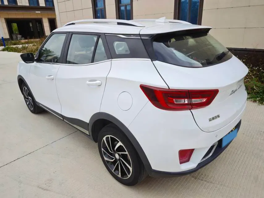 2017 Zotye T300 1.5L 112HP L4 5MT,autocango,china used car exporter,china ev exporter,chinese used car exporter,chinese used ev exporter