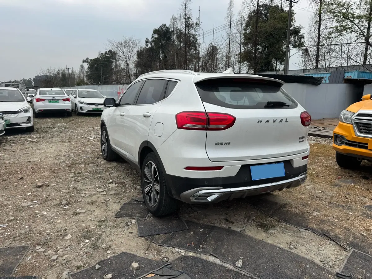 2021 Haval H6 2.0T 224HP L4 7DCT,autocango,china used car exporter,china ev exporter,chinese used car exporter,chinese used ev exporter