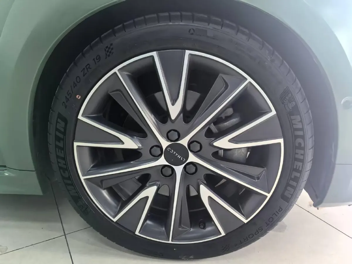 2021 LYNK&CO 02 Hatchback 2.0T 254HP L4 8AT,autocango,china used car exporter,china ev exporter,chinese used car exporter,chinese used ev exporter