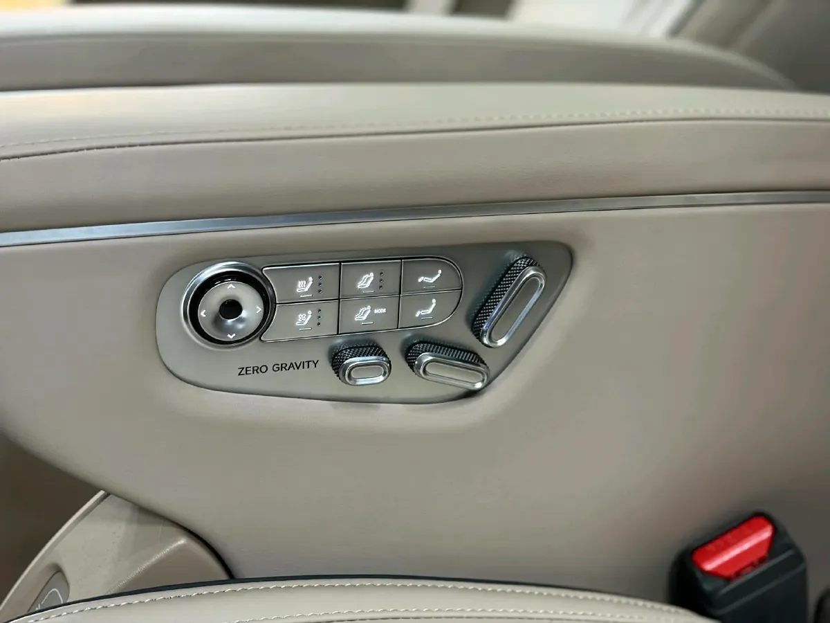 2025 Xpeng X9 BEV,autocango,china used car exporter,china ev exporter,chinese used car exporter,chinese used ev exporter