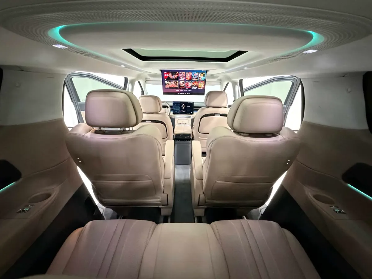 2025 Xpeng X9 BEV,autocango,china used car exporter,china ev exporter,chinese used car exporter,chinese used ev exporter