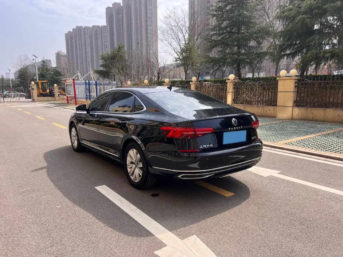 2021 Volkswagen Passat 2.0T 186HP L4 7DCT,autocango,china used car exporter,china ev exporter,chinese used car exporter,chinese used ev exporter