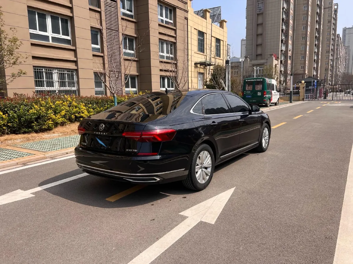 2021 Volkswagen Passat 2.0T 186HP L4 7DCT,autocango,china used car exporter,china ev exporter,chinese used car exporter,chinese used ev exporter