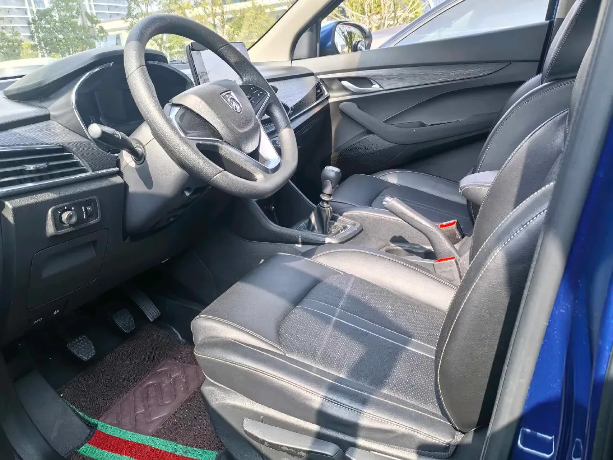 2018 BaoJun 360 1.5L 112HP L4 6MT,autocango,china used car exporter,china ev exporter,chinese used car exporter,chinese used ev exporter