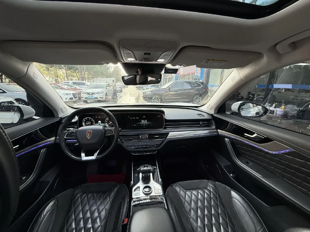 2022 HongQi HS5 2.0T 224HP L4 6AT,autocango,china used car exporter,china ev exporter,chinese used car exporter,chinese used ev exporter