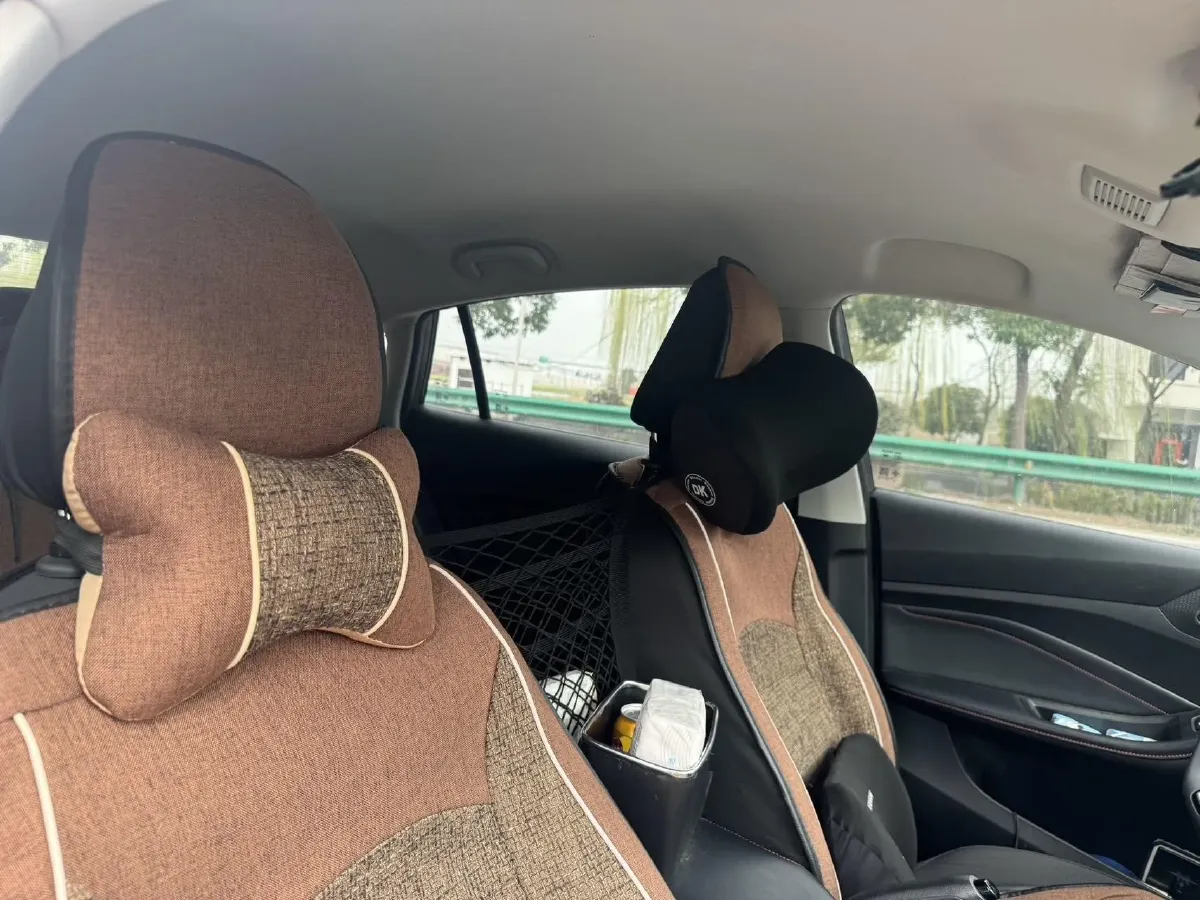 2022 MG 5 1.5L 120HP L4 5MT,autocango,china used car exporter,china ev exporter,chinese used car exporter,chinese used ev exporter