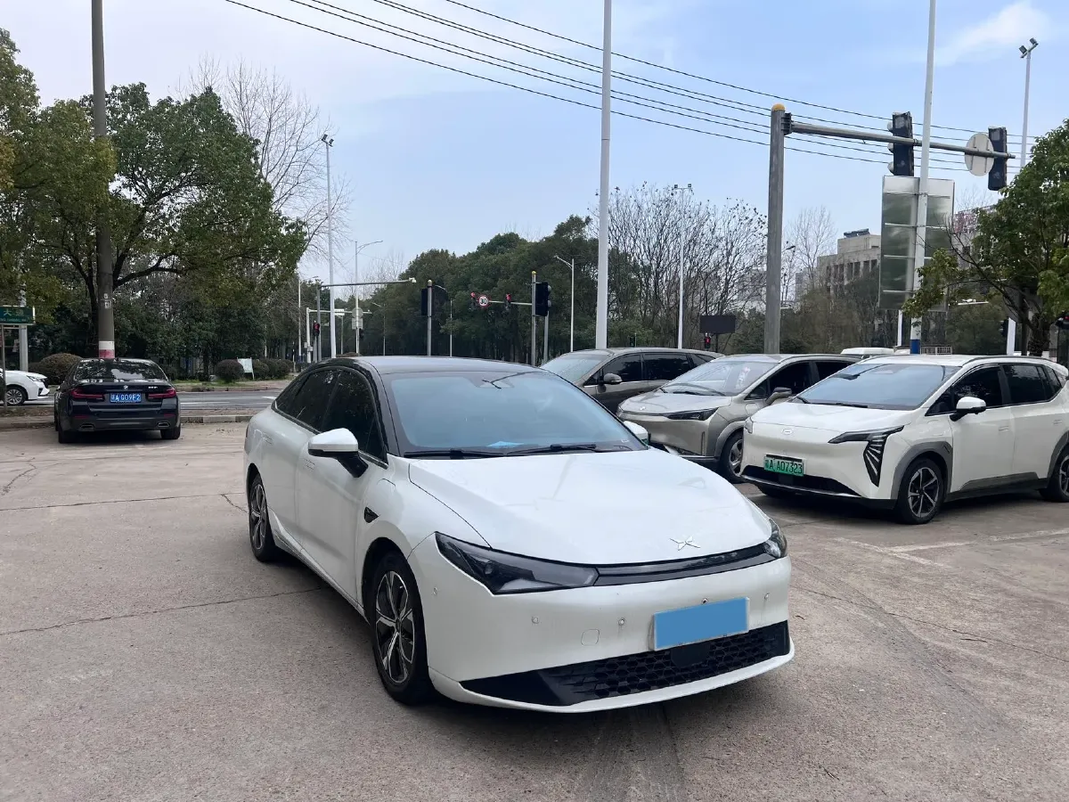 2024 Xpeng P5 BEV 55.4KWH,autocango,china used car exporter,china ev exporter,chinese used car exporter,chinese used ev exporter