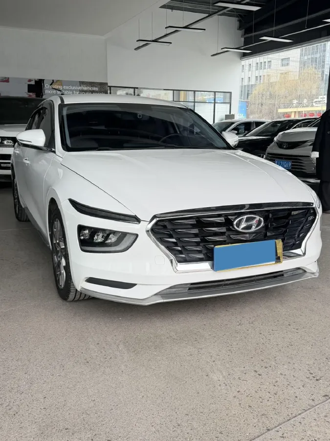 2021 Hyundai Mistra 1.8L 143HP L4 CVT,autocango,china used car exporter,china ev exporter,chinese used car exporter,chinese used ev exporter